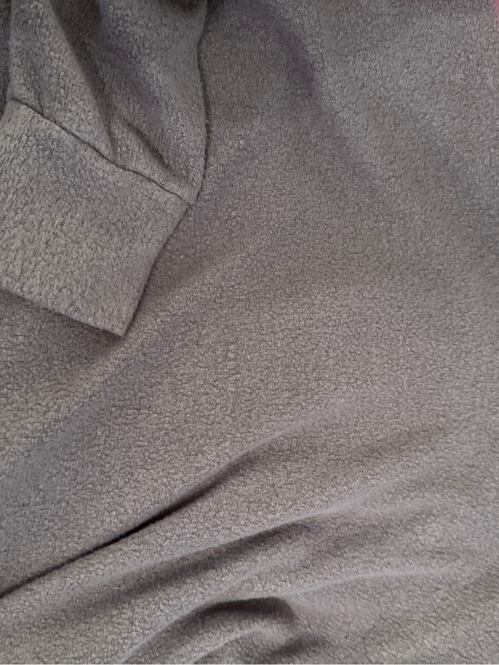 Olive & Oak Charcoal Knit Sweater short sweater hoodie never wore it - Picture 9 of 14